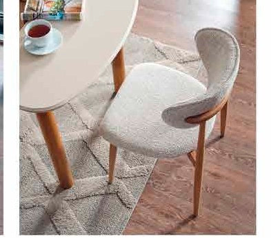 Melodie Esszimmer, Modern, Holzdetails, auch Couchtisch und TV-Schrank