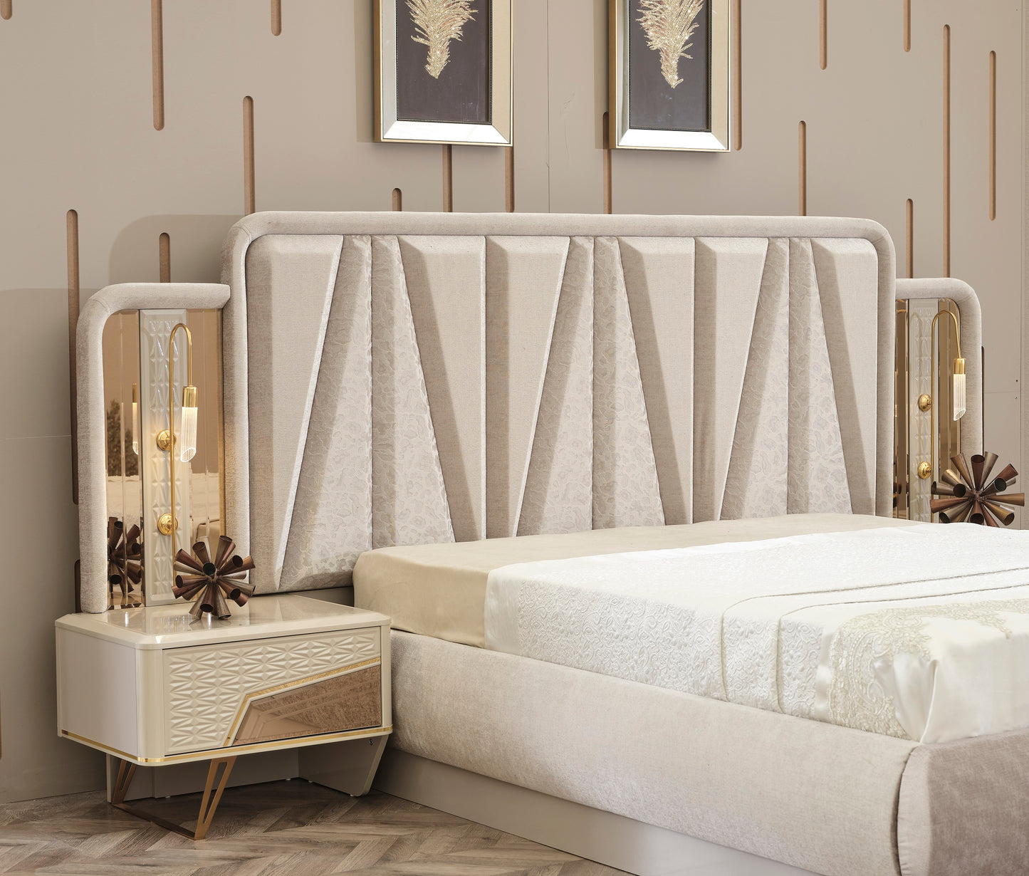 Milano Maxi Schlafzimmer-Set; Bett; Schrank; Nachttische; Goldene Details; Hochglanz; Elfbeinweiß