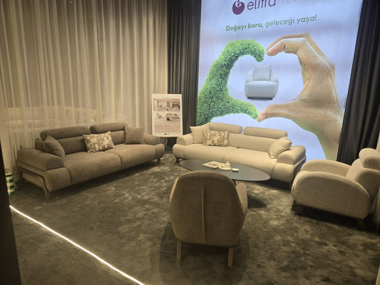 Diana-Sofagarnitur; modern, Schlicht, Beine aus Massivholz, verstellbarer Rücken, Nackenstutz