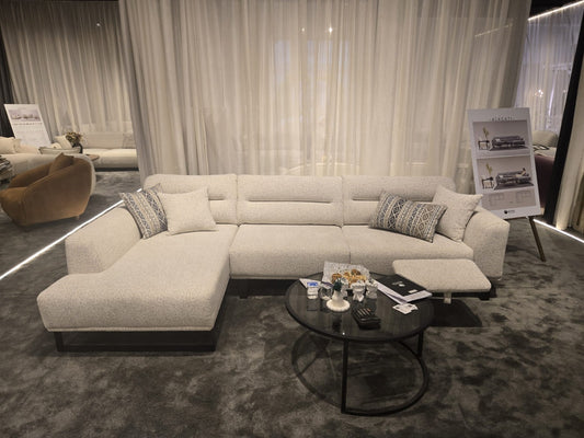 Alacati-Ecksofa; modern, elegant und hochwertig, Metallbeine, verstellbarer Rücken, Relaxfunktion für Beine mit USB