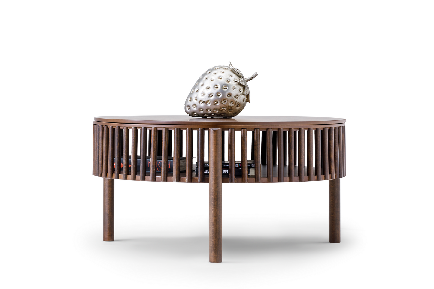 Runder Couchtisch aus Holz mit schönen Details und Aufbewahrungsbereich